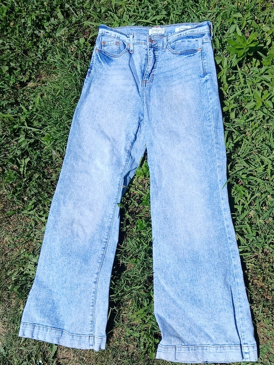 Jessica Simpson Denim - Jessica Simpson Light Wash Wide-Leg Flare Jeans